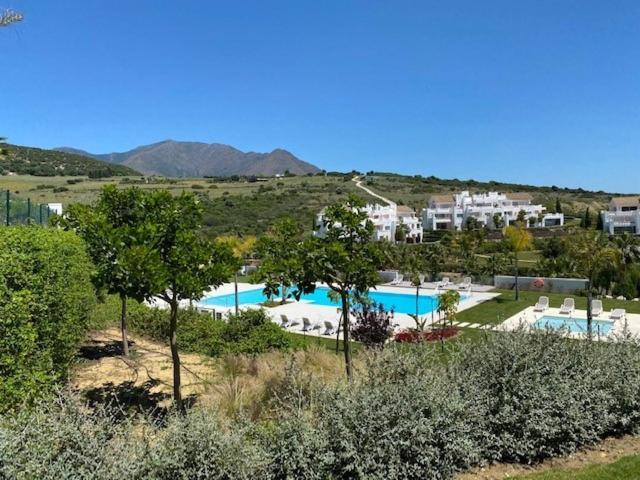 Palmsea Marbella-Estepona Buenas Noches Esterno foto